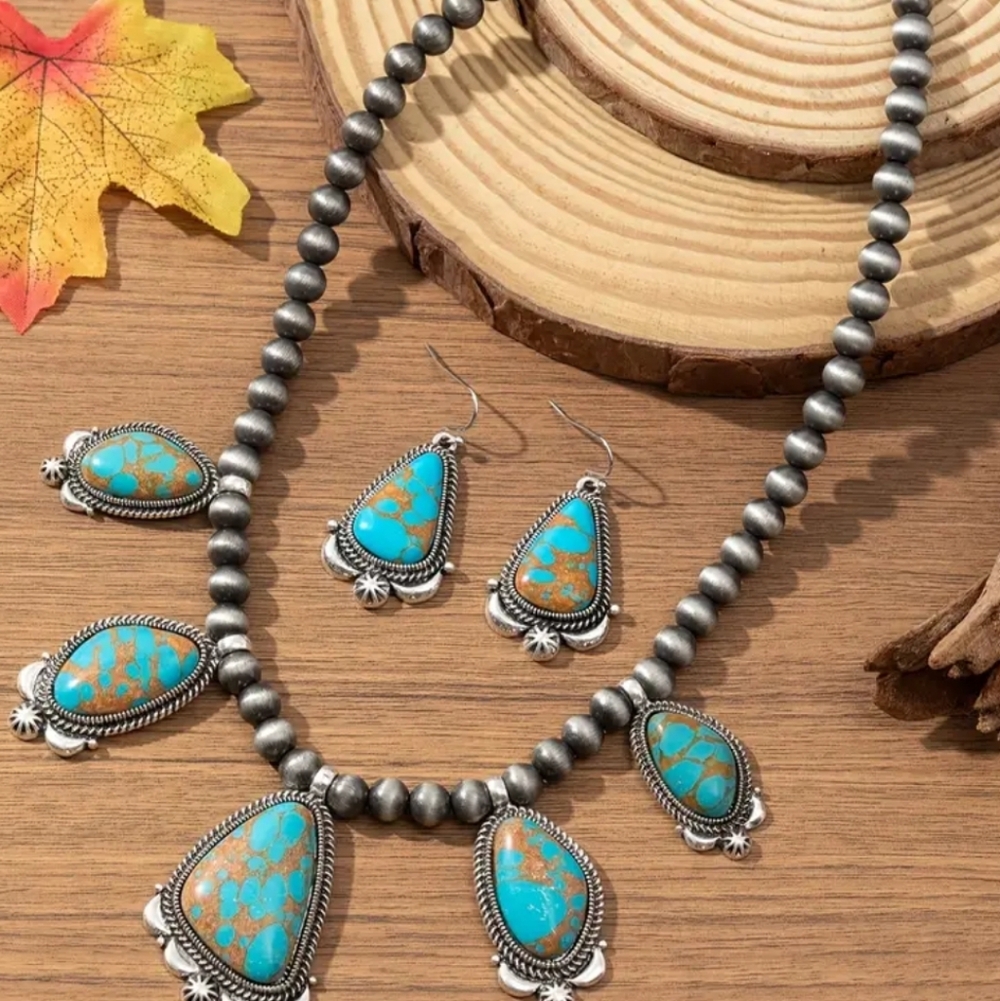 Southwestern Bohemian-style turquoise and silver  necklace & earring Set - Picture 5 of 6